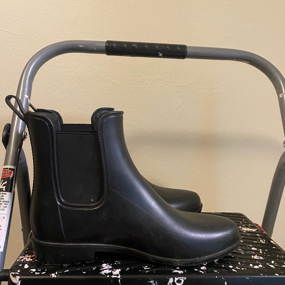 a new day Black Ankle Boots